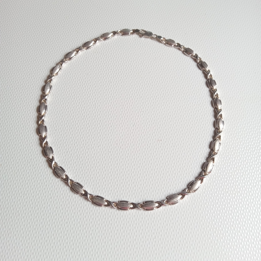 Elegant Silver Necklace